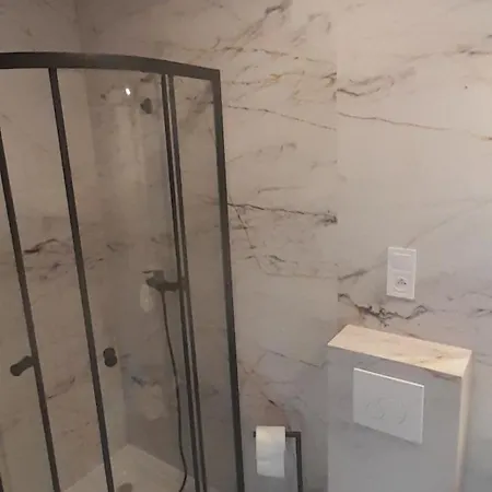 Sip-pol Nad Liswarta Tatil Evi